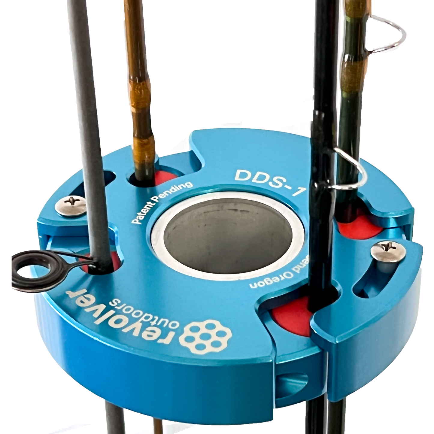 A beautiful secure site, 4 rods safely off the boat floor and tubes where no child, dog, or shifting gear can get to them. The DDS-1 accommodates one handed rods, rods with fighting butts, spin rods, and with the addition of the "Spey Sling" accessory it'll take any rod in your quiver.